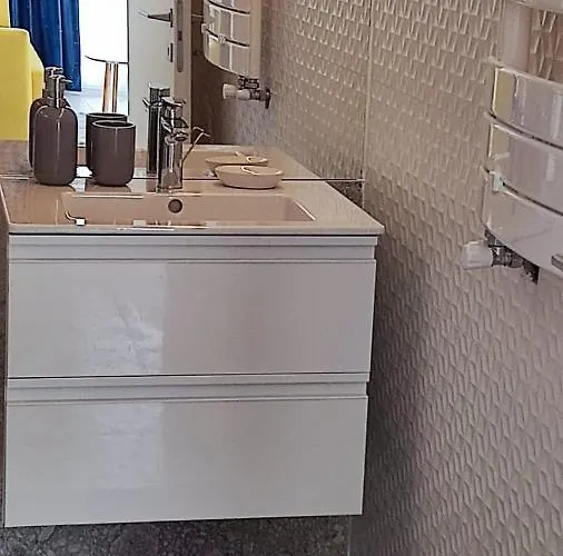 Marine Apartment,mamaia Nord 아파트 마마이아
